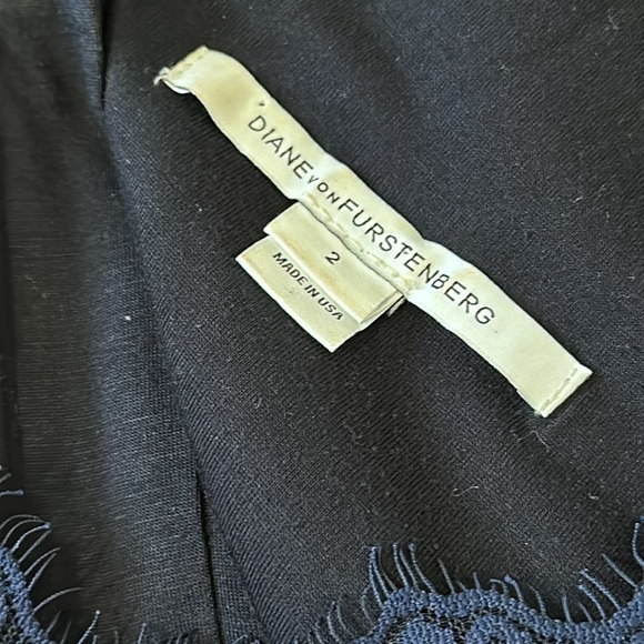 DIANE VON FURSTENBERG Zarita Dress Navy Blue Lace Sheath 3/4 Sleeve - Picture 9 of 13